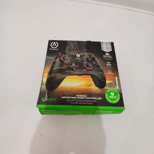 POWERA WIRED ADVANTAGE CONTROLLER FOR XBOX SERIES S/X - CAMOUFLAGE image 6