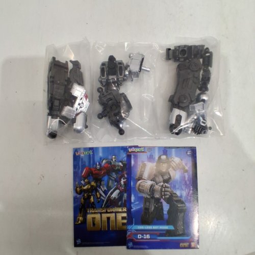YOLOPARK COLLECTIBLE TRANSFORMERS ACTION FIGURINE D-16 - 5.9" - GREY/SILVER/BLACK (MODEL: YPAMKM8) image 4