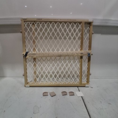 TODDLEROO NORTH STATES DIAMOND MESH GATE - 23" X 26.5"-42" (MODEL: 4600) image 2