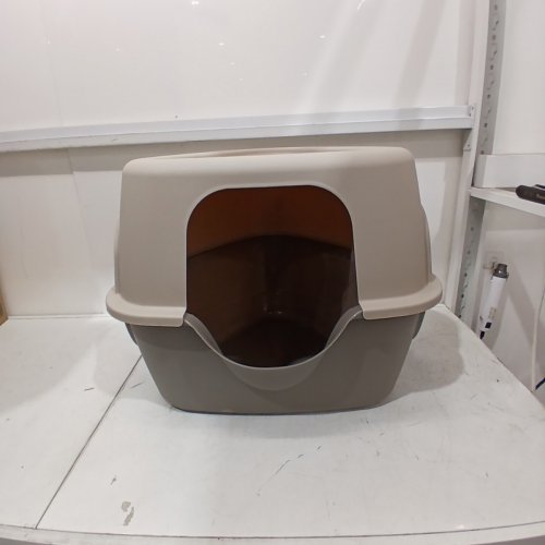 AMAZON BASICS NO-MESS HOODED CORNER TRIANGLE CAT LITTER BOX image 2