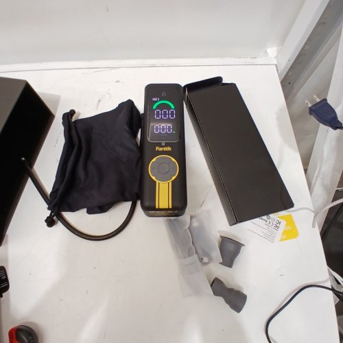 FANTTIK S200 APEX TIRE INFLATOR - BLACK image 3