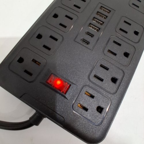 POWER STRIP WITH 10 STANDARD OUTLETS, 4 USB, 2 USB-C - 6FT - BLACK (MODEL: CY-04) image 2