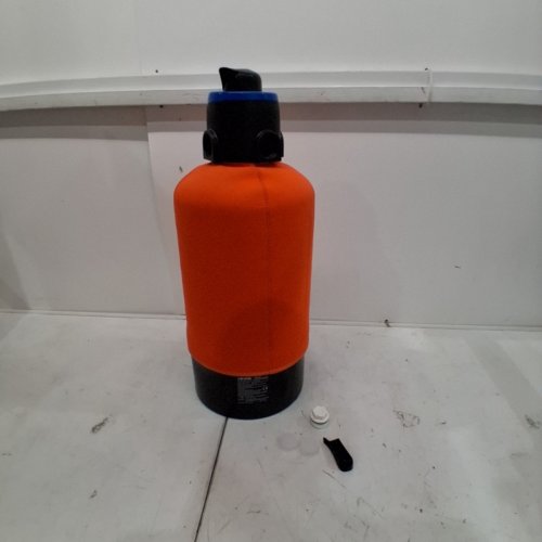 VEVOR SPOTLESS WATER SYSTEM FOR CAR WASH WITH DI RESIN - 10 L - ORANGE (MODEL: PRS-XCG917) image 3