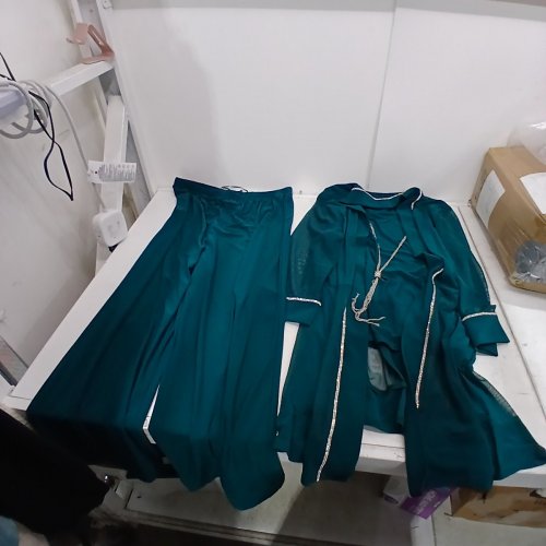 2PC WOMEN'S R&M RICHARDS BEADED BLAZER JACKET & DRESS PANT SET -SIZZE 16 - EMERALD GREEN image 2