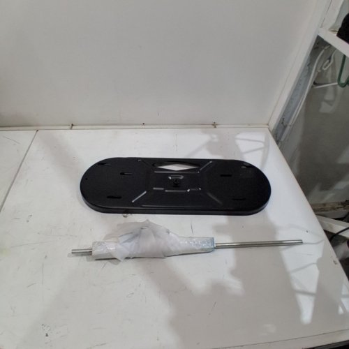 FLAME KING DUAL RV PROPANE TANK CYLINDER RACK - FITS 30LBS TANK - BLACK (MODEL: KT30MNT) image 2