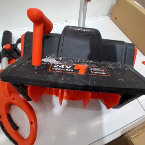 VOLTASK CORDLESS ELECTRIC SNOW SHOVEL WITH 1 BATTERY - 13" - 24V - BLACK/ORANGE (MODEL: CSS001-130OR-CAVK/SS-20B) image 4