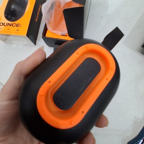 SKULLCANDY OUNCE+ WATERPROOF MINI WIRELESS BLUETOOTH SPEAKER - BLACK (MODEL: IPX7) image 3