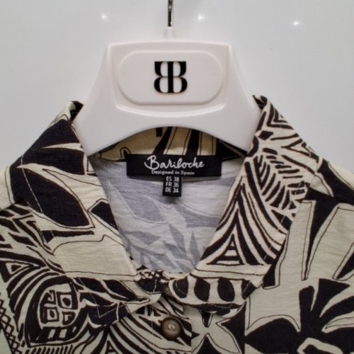 WOMEN'S BARILOCHE PRINT BUTTON-UP BLOUSE - SMALL / MEDIUM - BEIGE / BROWN (STYLE: ANAIS) image 4