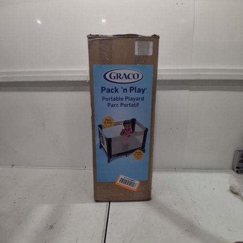 GRACO PACK 'N PLAY PORTABLE PLAYARD WITH CARRYING BAG - 40" X 28" X 30" - OAKLEY FASHION / BLACK/ GREY (MODEL: 2084226) image 5