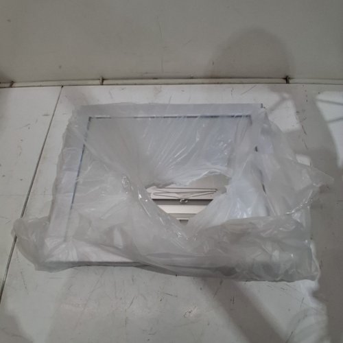 WALL-MOUNTED BATHROOM MIRROR - 18 X 24" - WHITE image 3
