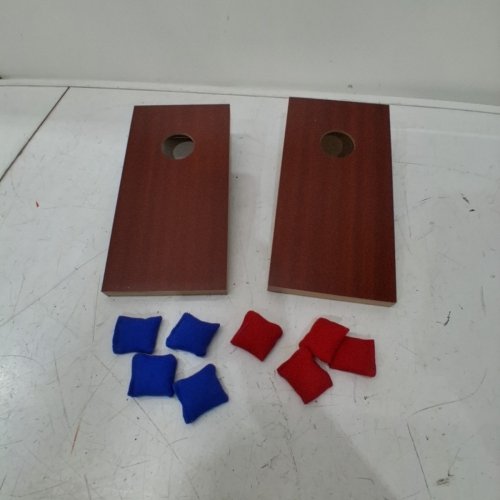 PORTABLE TABLETOP WOOD CORN HOLES WITH 8 SANDBAGS image 2