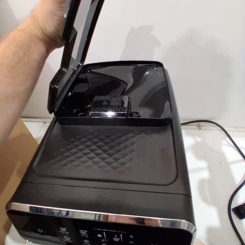 PHILIPS 2200 SERIES LATTEGO FULLY AUTOMATIC ESPRESSO/COFFEE MACHINE - BLACK - (MODEL: EP2230/14) image 4