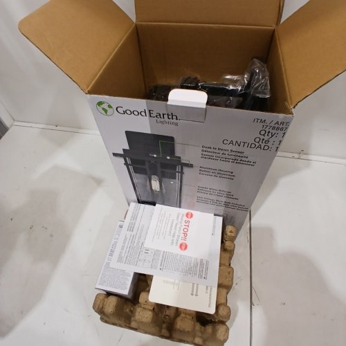 GOOD EARTH LIGHTING OUTDOOR WALL LIGHT WITH CLEAR SMOKED GLASS AND LED BULB - 8W, 800LM, 2700K, 14" X 8.8" X 7.7" - BLACK (MODEL: 1778867) image 3