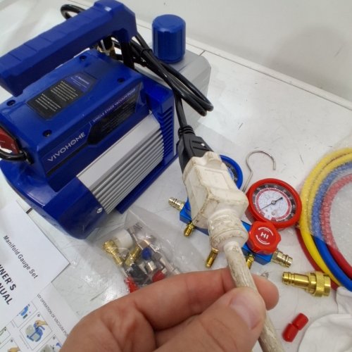 VIVOHOME A2L 1/3 HP 4.5CFM 1 STAGE AC VACUUM PUMP AND MANIFOLD GAUGE SET - 110V - BLUE (MODEL: VH1417) image 2