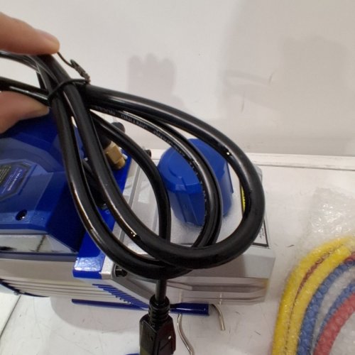 VIVOHOME A2L 1/3 HP 4.5CFM 1 STAGE AC VACUUM PUMP AND MANIFOLD GAUGE SET - 110V - BLUE (MODEL: VH1417) image 5