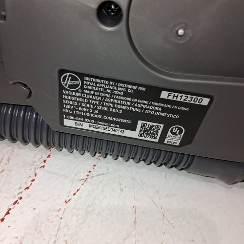 HOOVER SPOTLESS MINI CORDED PORTABLE SPOT CLEANER - 120V , 3.5A - RED AND GRAY (MODEL: FH12300) image 4