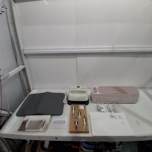 CRICUT MAKER 4 SMART CUTTING MACHINE ENGAGEMENT PLUS BUNDLE - INCLUDES EASYPRESS 3 HEAT PRESS & MAT - SEASHELL (MODEL: CXPL303) image 3