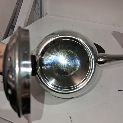 XINDUOMEI ELECTRIC KETTLE - SILVER AND BLACK image 3