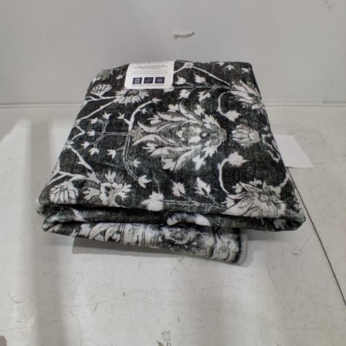 WASH LUXE MACHINE WASHABLE AREA RUG WITH BORDER & FLORAL MEDALLION PATTERN - 5FT X 7FT - DARK GREY/GREEN TONE (MODEL: TNC-27682) image 4
