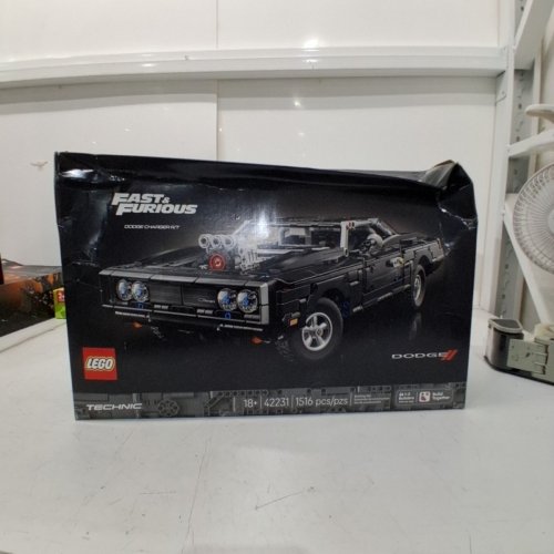 1516PC LEGO FAST & FURIOUS DODGE CHARGER R/T BUILDING SET (MODEL: 42231) image 3