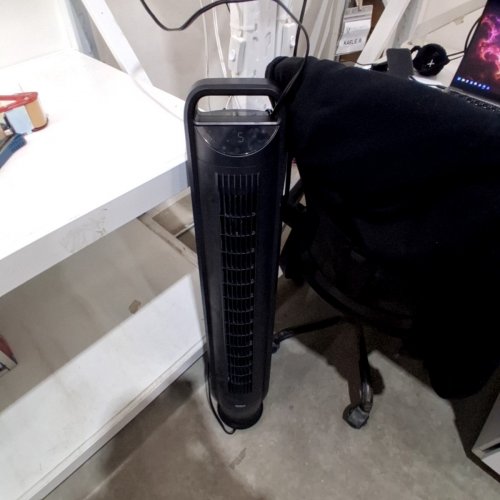 SEVILLE CLASSICS ULTRASLIMLINE TOWER FAN - 39" - GREY image 3