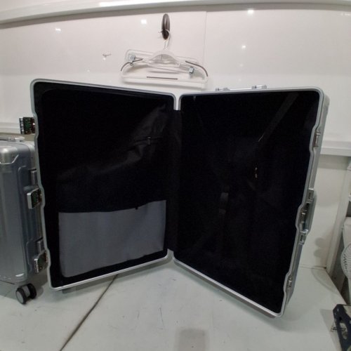 2PC KRUTE ZIPPERLESS CHECKED ALUMINUM FRAME PC HARDSHELL LUGGAGE SUITCASE SET WITH USB PORT & TSA LOCK - 20"/28" - SILVER (MODEL:KT8888-U/KT8888-PC) image 6