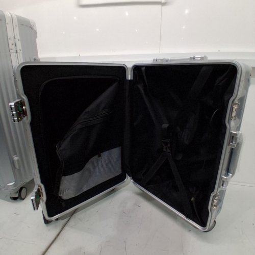 2PC KRUTE ZIPPERLESS CHECKED ALUMINUM FRAME PC HARDSHELL LUGGAGE SUITCASE SET WITH USB PORT & TSA LOCK - 20"/28" - SILVER (MODEL:KT8888-U/KT8888-PC) image 8