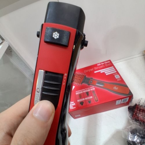 THE KNOT DR. FOR CONAIR ALL-IN-ONE DRYER BRUSH SET. WITH FLEXALITE TM BRISTLES FOR PAINLESS DETANGLING TO ALL HAIR TYPES- RED/ BLACK (MODEL: BC125DBC) image 2