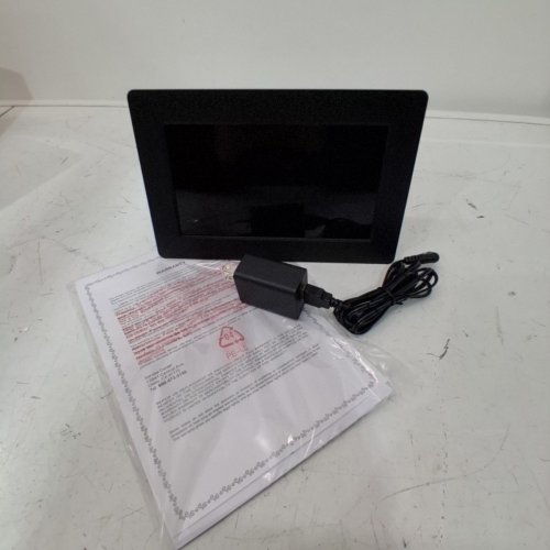 SUNGALE DIGITAL PHOTO FRAME - 7" - BLACK (MODEL: DPF7110) image 3
