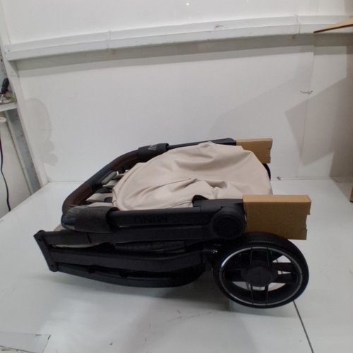UPPABABY MINU V3 LIGHTWEIGHT FOLDABLE STROLLER - ADA (SANDSTONE MÉLANGE) (MODEL: 0803-MIN-NA-ADA) image 3