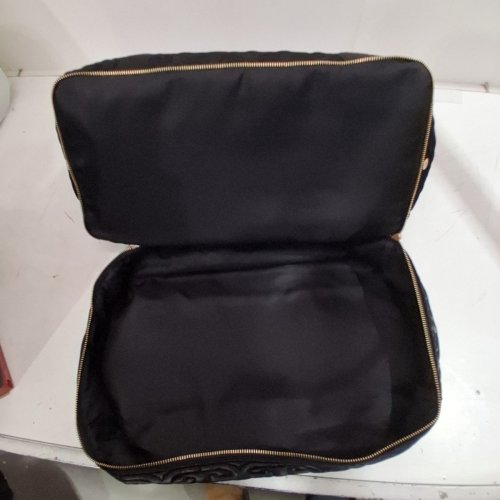SAM EDELMAN WEEKENDER DUFFEL BAG - 18" X 13.5" X 9" - BLACK/GOLD (MODEL: 1984946) image 5