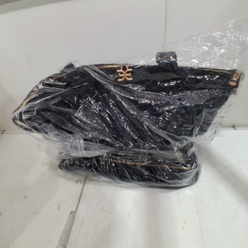 SAM EDELMAN WEEKENDER DUFFEL BAG - 18" X 13.5" X 9" - BLACK/GOLD (MODEL: 1984946) image 7