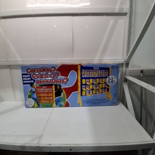 HASBRO GIANT GUESS WHO? GAME WITH 48 LARGE SIZED CARDS - MULTI-COLOUR (MODEL: 1872227) image 4