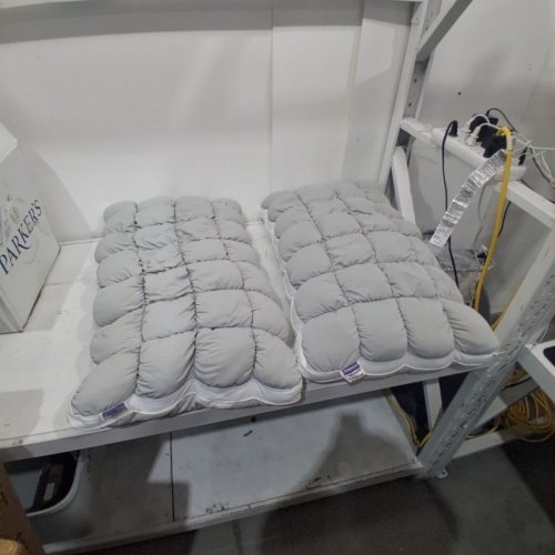 2PK MELLOW COOLING CLOUD DESIGN PUFF PILLOW - KING 20" X 36" - WHITE/GREY image 3