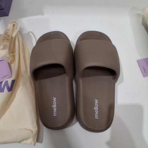 UNISEX MELLOW SOFT CLOUD SLIDES / SLIPPERS - MEN'S: 7-8 WOMEN'S: 8-9 - BROWN (MODEL : ML05) image 2