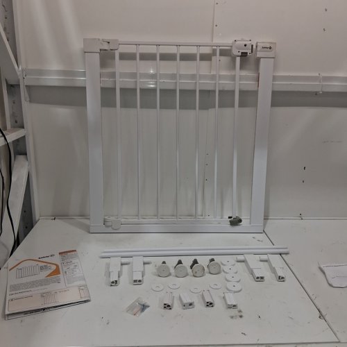SAFETY FIRST ADJUSTABLE EASY INSTALL AND WALK THROUGH BABY SAFETY GATE - 29"-38" X 28" - WHITE (MODEL: GA099CWHO1ZY) image 2