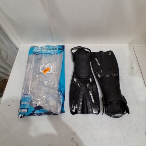 UNISEX ADULT BLUE BY CRESSI SHORT ADJUSTABLE FINS - LARGE/EXTRA LARGE - BLACK image 2