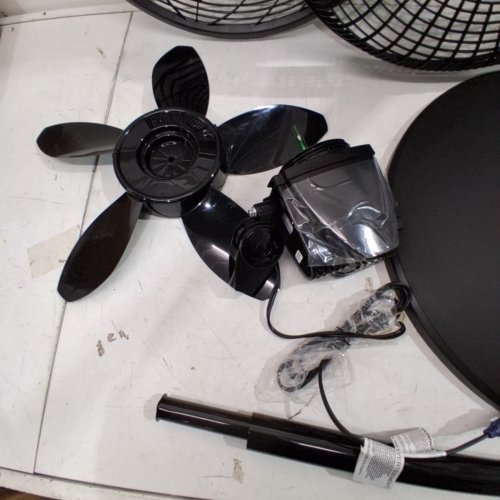 LASKO ADJUSTABLE ELEGANCE OSCILLATING PEDESTAL FAN - 18" - BLACK (MODEL: 1827C) image 4