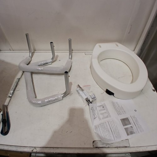 VEVOR RAISED TOILET SEAT WITH ARMS - 300LB CAPACITY - WHITE (MODEL:SC7060NA-L-4) image 2