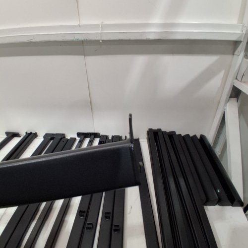 ZINUS METAL PLATFORM BED FRAME WITH STEEL SLAT SUPPORT / MATTRESS FOUNDATION - 16" - QUEEN - BLACK (MODEL: AZ-MPRC-16QS) image 9