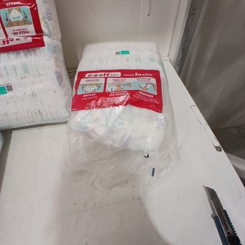 124PK PAMPERS CRUISERS 360° WITH STRETCHY WAISTBAND - SIZE 4 image 4