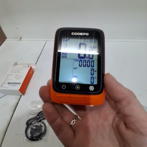 COOSPO GPS BIKE COMPUTER ANT+ CYCLING COMPUTER GPS WITH BLUETOOTH & 2.4" LCD SCREEN - BLACK/ORANGE (MODEL: BC107) image 2