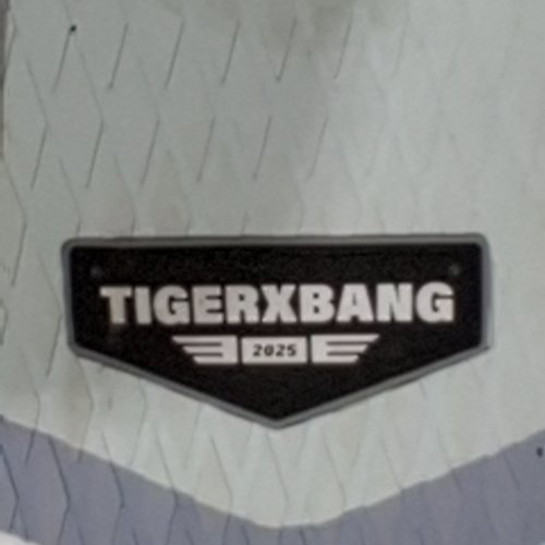 TIGERXBANG INFLATABLE PADDLE BOARD WITH COMPLETE ACCESSORIES - 11FT - BLUE image 2