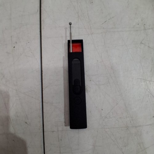 WIRELESS SIGNAL & HIDDEN CAMERA DETECTOR - BLACK (MODEL: X13) image 3