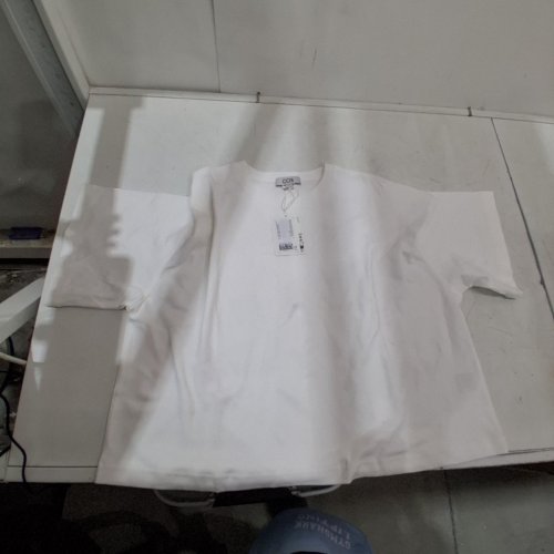 WOMENS COS CLEAN CUT T SHIRT - MEDIUM - WHITE image 3