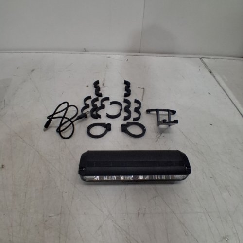 SUPER BRIGHT LED BIKE LIGHTS FOR NIGHT RIDING - 2600LM - 8000MAH - BLACK (MODEL: M239) image 3