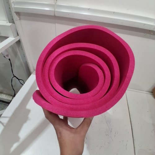 AMAZON BASICS EXTRA THICK YOGA MAT - PINK image 3