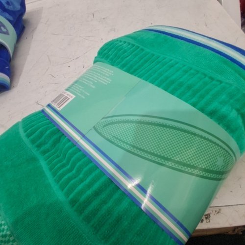 2PK CARO KIDS BEACH TOWELS - 27" X 50" - GREEN (MODEL: 3434110) image 4