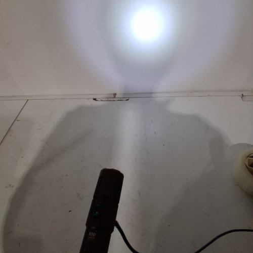 RECHARGEABLE FLASHLIGHT WITH MAGNETIC BOTTOM- 800LM - BROWN (MODEL:4589758) image 2