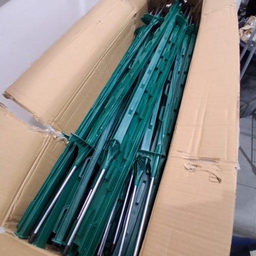 50PK STEP IN FENCE POSTS FOR WIRE FENCING OR ELECTRIC FENCE - 48" - GREEN image 3